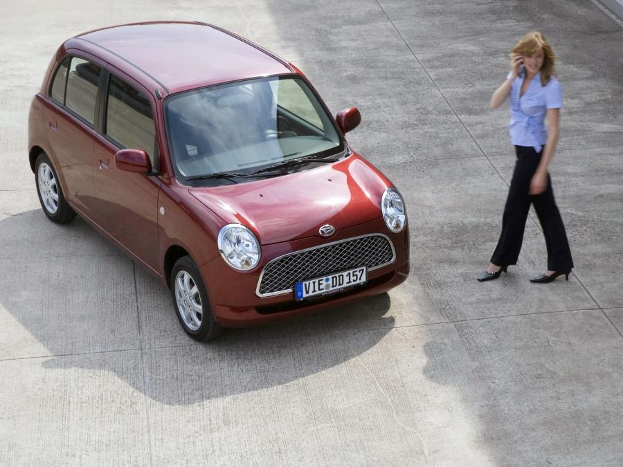  Daihatsu Trevis 2006 года  (фото 27 из 36)